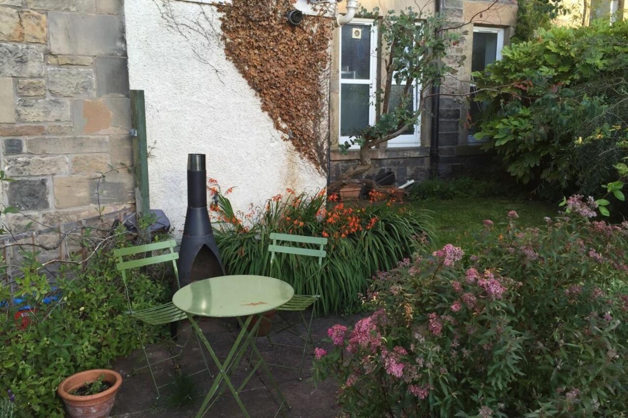 Central And Spacious 2 Bedroom Flat With Garden EDI Exteriér fotografie